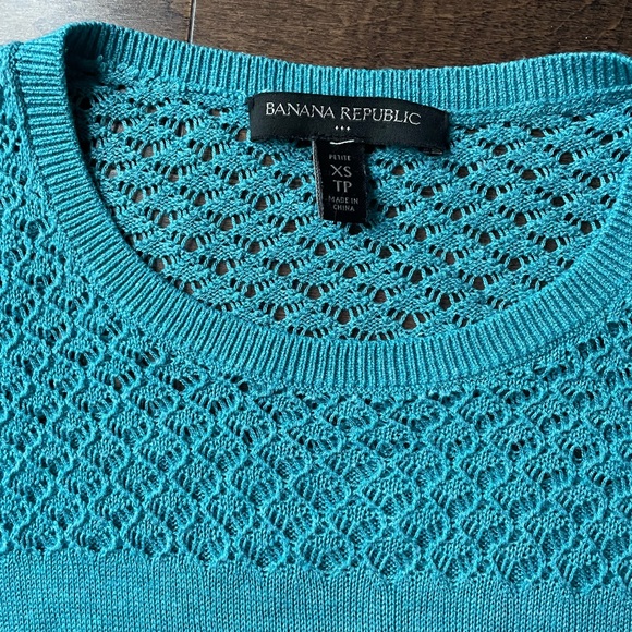 Banana Republic XS short sleeve sweater - Picture 4 of 6